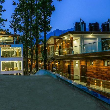 The First View Resort Lansdowne Dış mekan fotoğraf