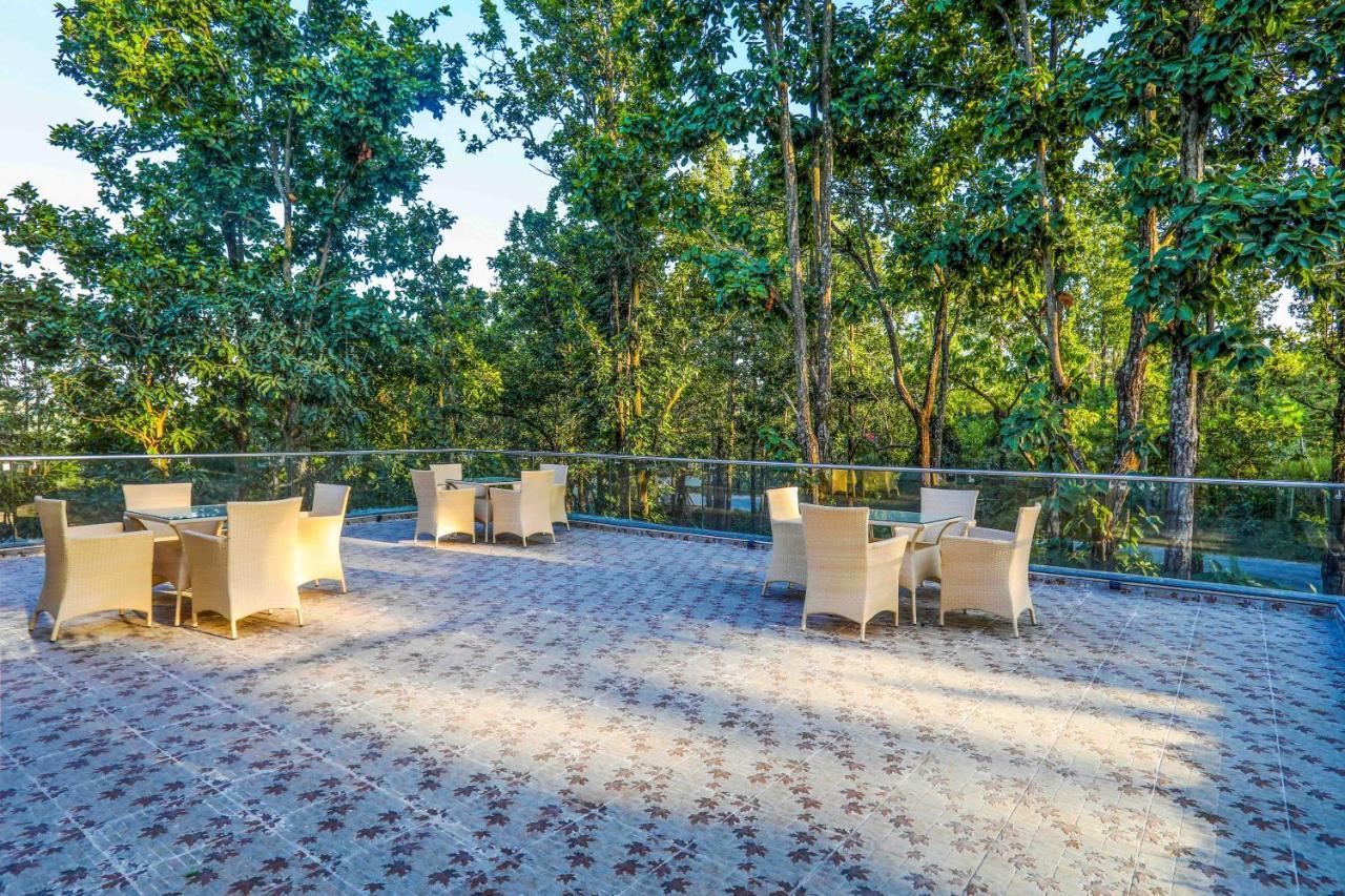 The First View Resort Lansdowne Dış mekan fotoğraf