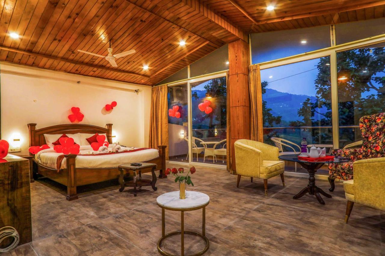 The First View Resort Lansdowne Dış mekan fotoğraf